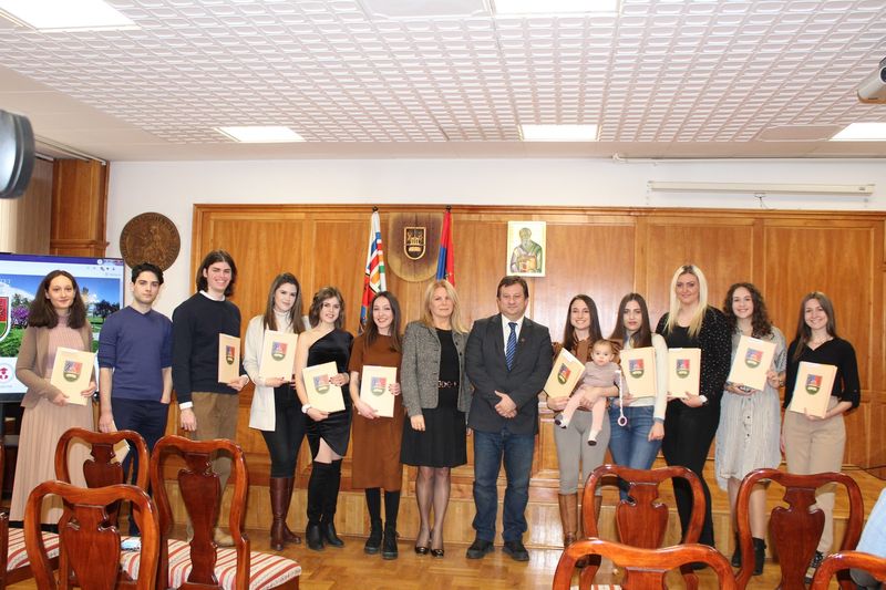 Александра Секулић