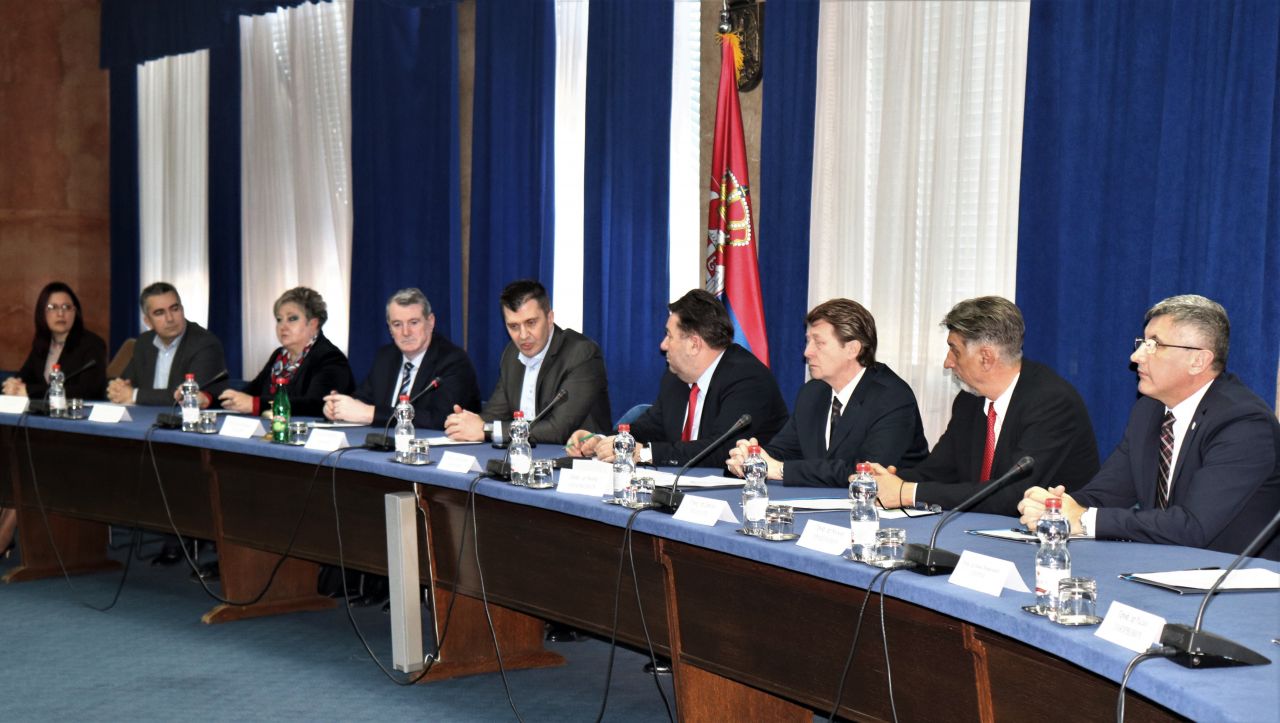 Министар Ђорђевић потписао протокол о волонтирању